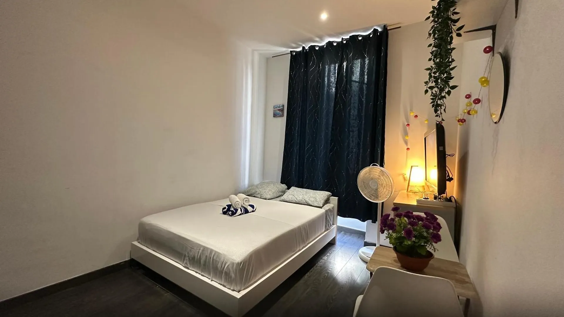 Homestay Delight Room 1St Door Nice